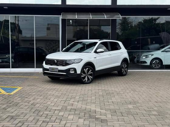 VOLKSWAGEN T-CROSS 1.0 200 TSI TOTAL FLEX AUTOMÁTICO VOLKSWAGEN T-CROSS 1.0 200 TSI TOTAL FLEX AUTOMÁTICO